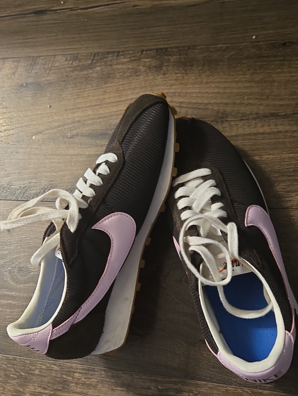 Nike Womens Brown and Pink Retro Runner Sneakers 🧇 Waffle Shoes 9.5 beautiful ❤